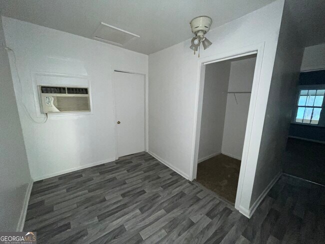 Building Photo - 351 Bethany Church Rd