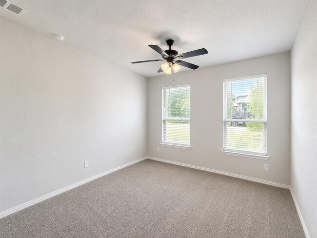 Building Photo - 191 Goshen Dr