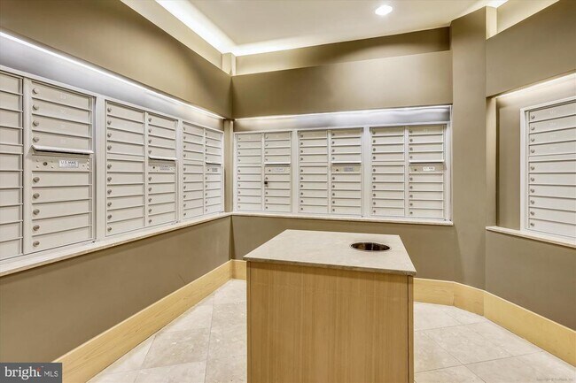 Building Photo - 11700 Old Georgetown Rd