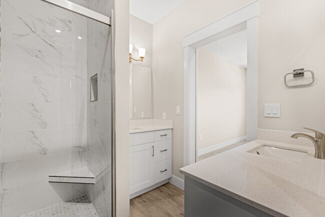 Building Photo - Stonecrest South STE 105 &amp; Unit 205