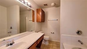 Building Photo - 5727 Hunters Bend Ln