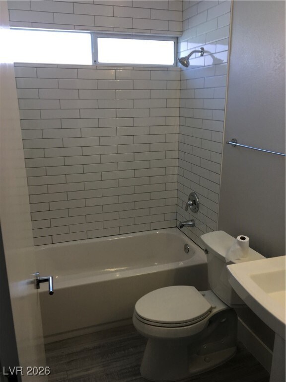 Building Photo - 9346 Island Dawn St