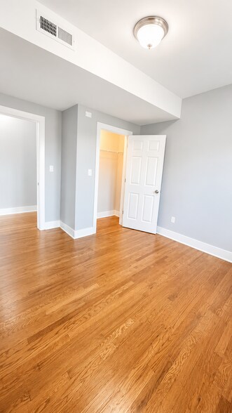 Building Photo - 6745 S Chappel Ave