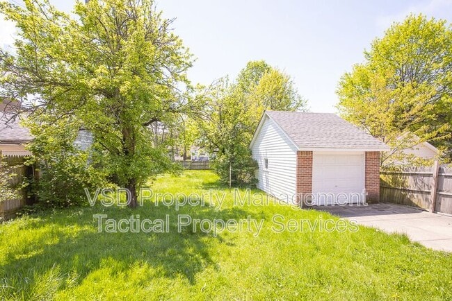 Building Photo - 17932 Neff Rd
