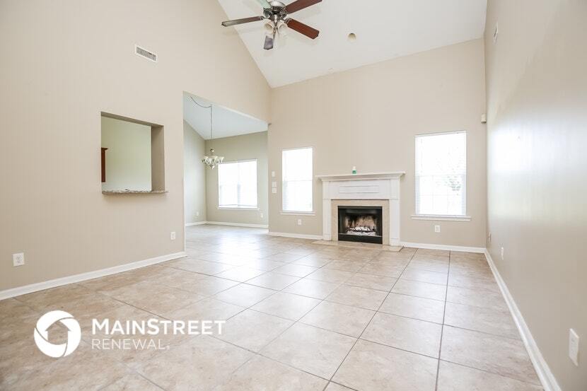 Building Photo - 1013 Matheus Dr