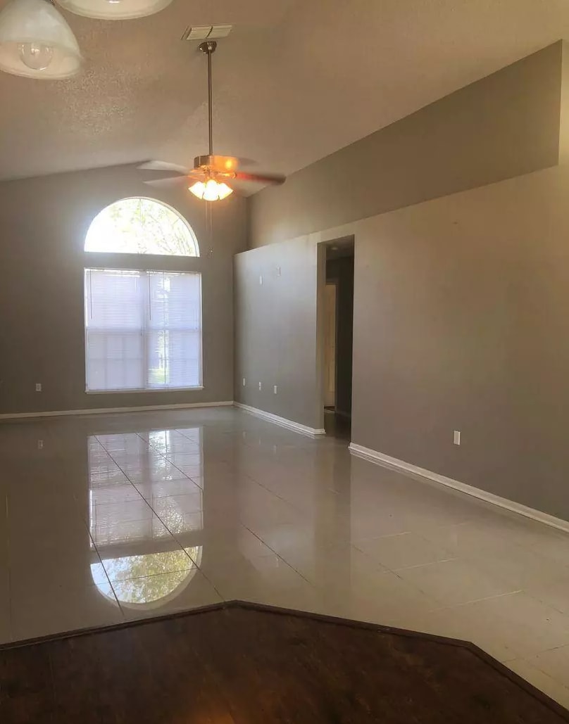 Building Photo - 11382 Aston Hall Dr S