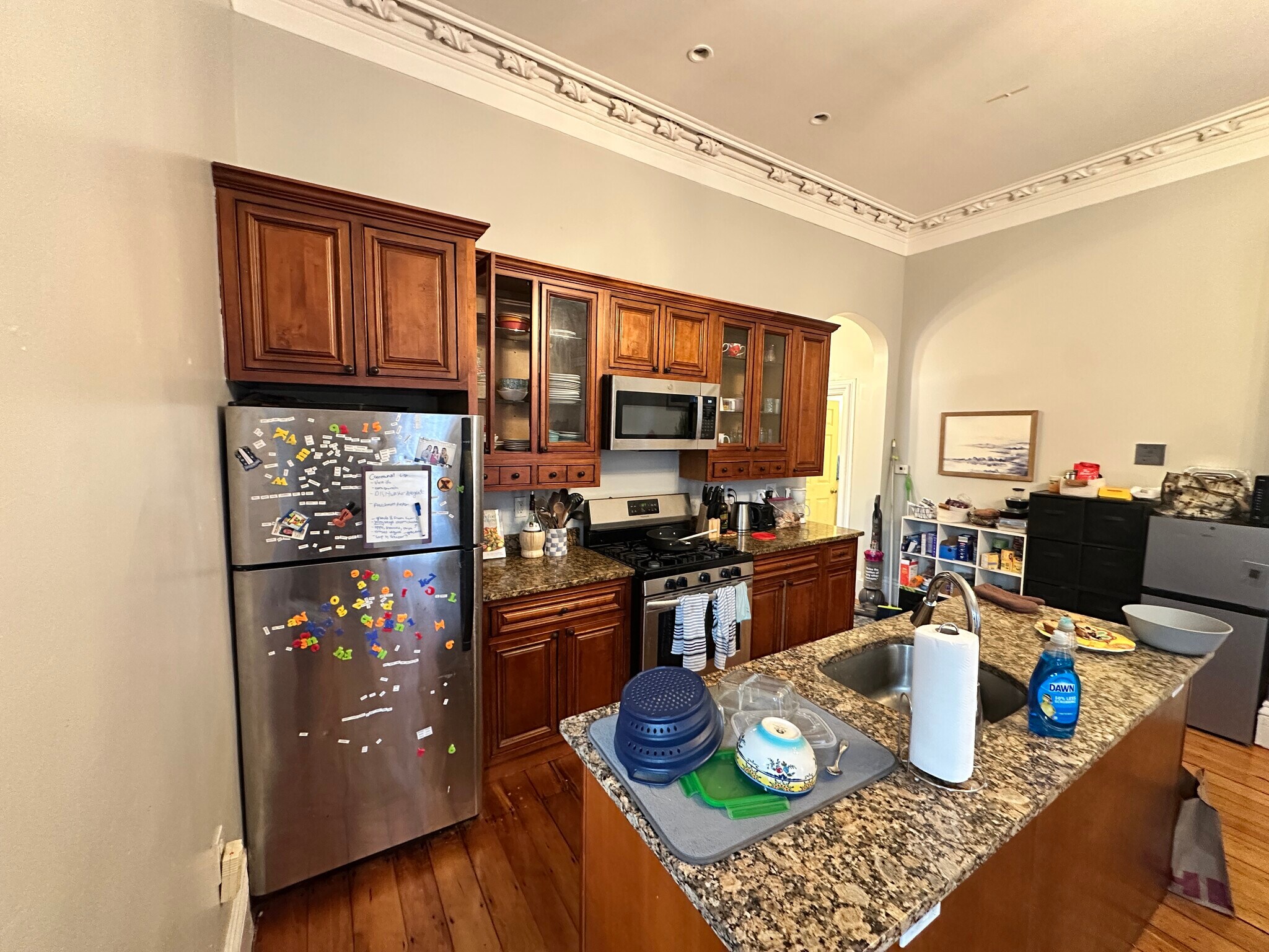 Building Photo - 135 Hillside St