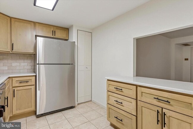 Building Photo - 521 Old Forge Crossing