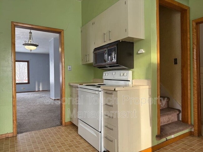 Building Photo - 57 N Terrace