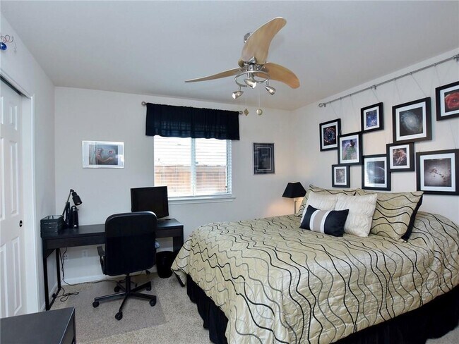 Building Photo - 18617 Wind Valley Way
