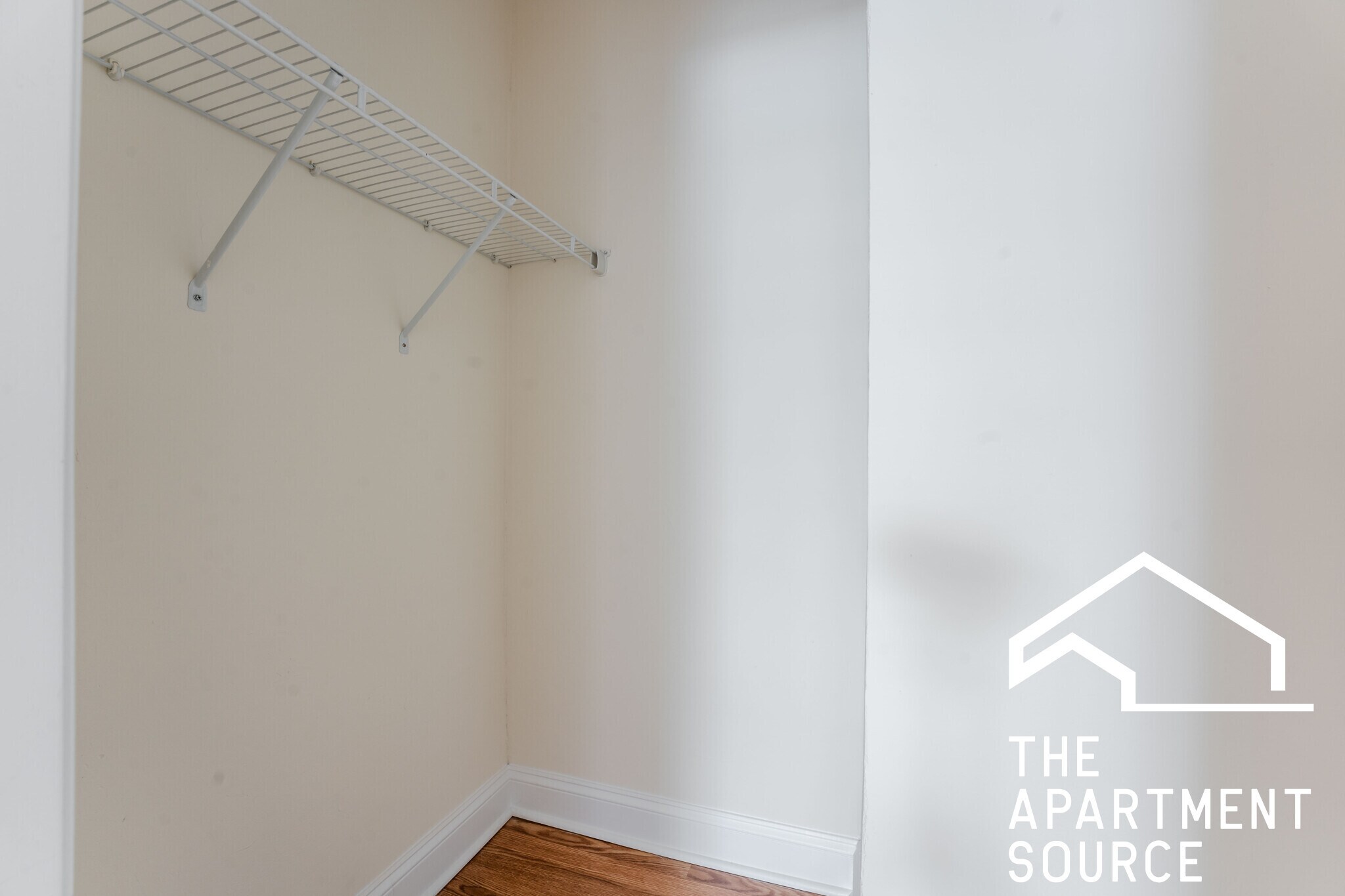 Building Photo - 2606 N Kimball Ave