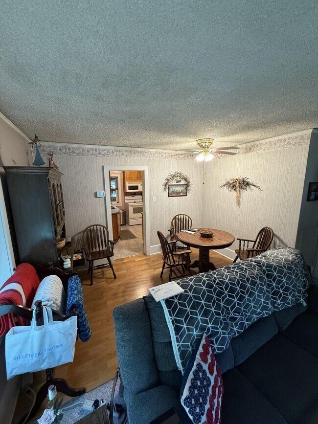 Building Photo - 2 bedroom in Billings MT 59101