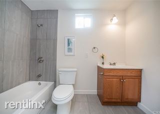 Building Photo - 7 br, 3 bath House - 803 East 89th Street ...
