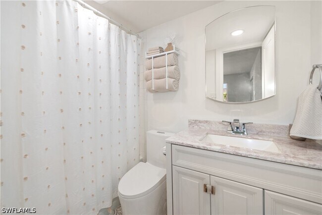 Building Photo - 501 Forest Lakes Blvd