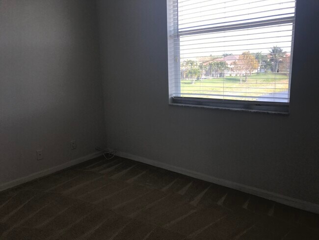 Building Photo - 6292 Shadow Tree Ln