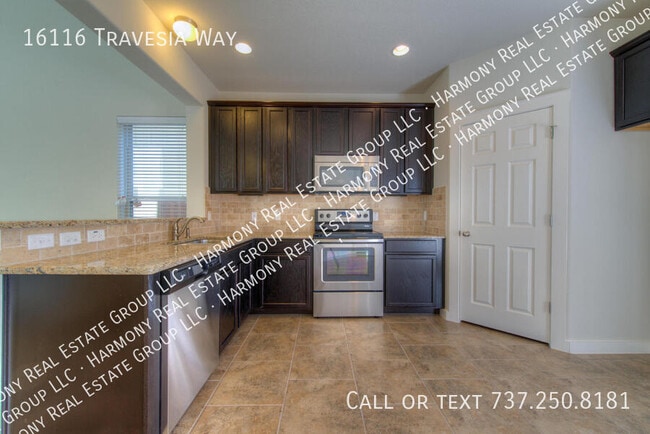 Building Photo - 16116 Travesia Way