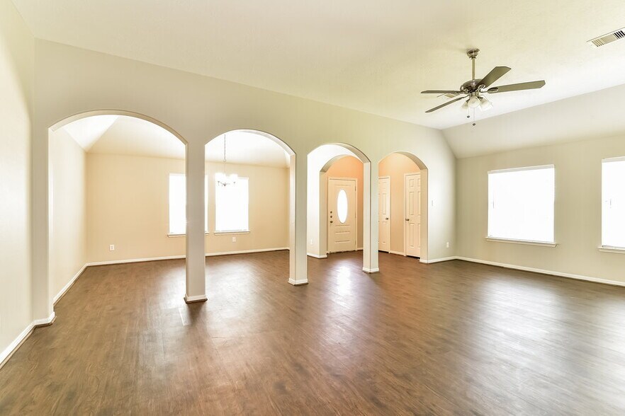 Building Photo - 3705 Burwood Ct