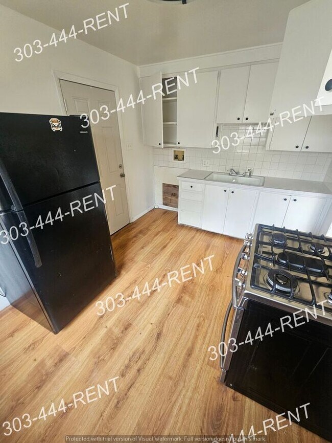 Building Photo - NICE - 2 bedroom 1 bathroom