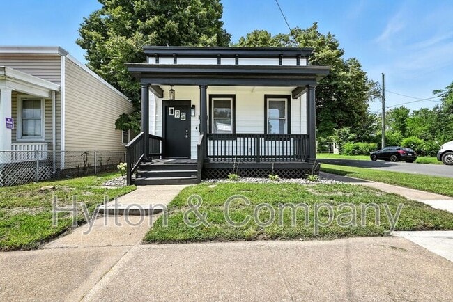 Primary Photo - 1718 N 21st St