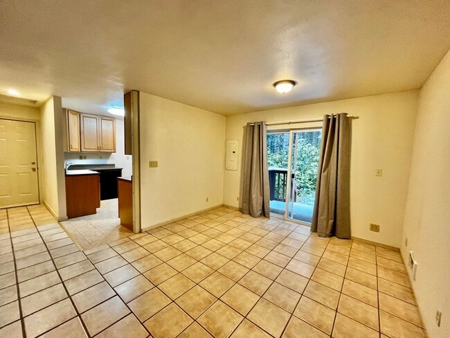 Building Photo - Peaceful Forest Retreat Close to Silverdale