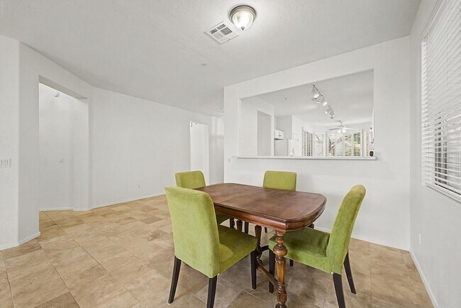 Building Photo - 7263 E Whispering Wind Dr