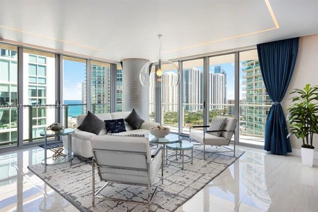 Building Photo - 300 Sunny Isles Blvd