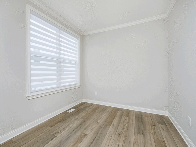Building Photo - 14755 Legacy Oaks Dr