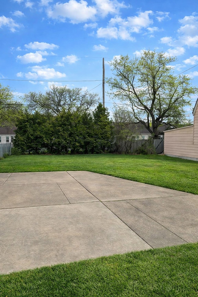 Building Photo - Charming 3-Bedroom Home in Maple Heights – Newly Renovated Entry & Spacious Yard