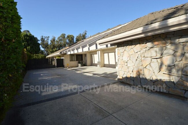 Building Photo - 31 Alviso Dr