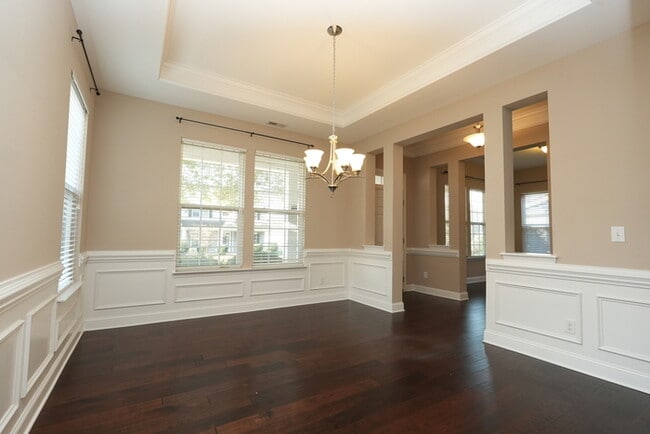 Building Photo - Spacious 5-Bedroom Home in Mooresville with Open Floor Plan & Loft!