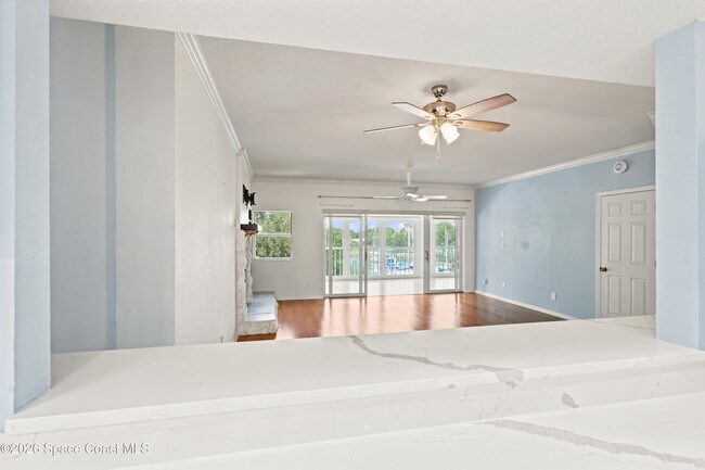 Building Photo - 905 N Harbor City Blvd
