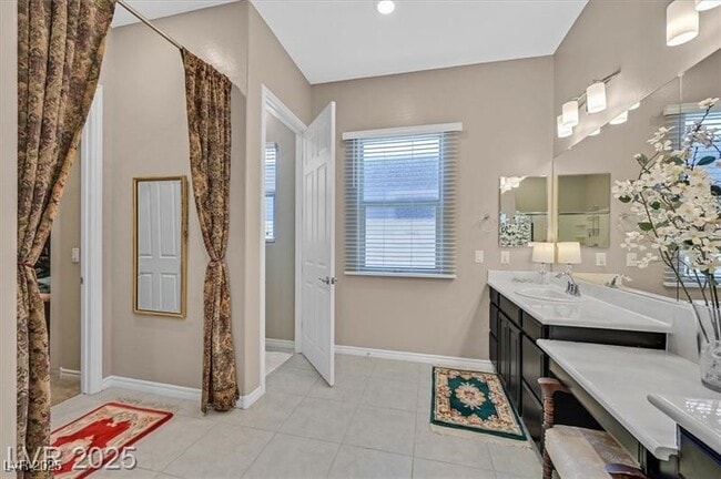 Building Photo - 444 Middlestone Ave