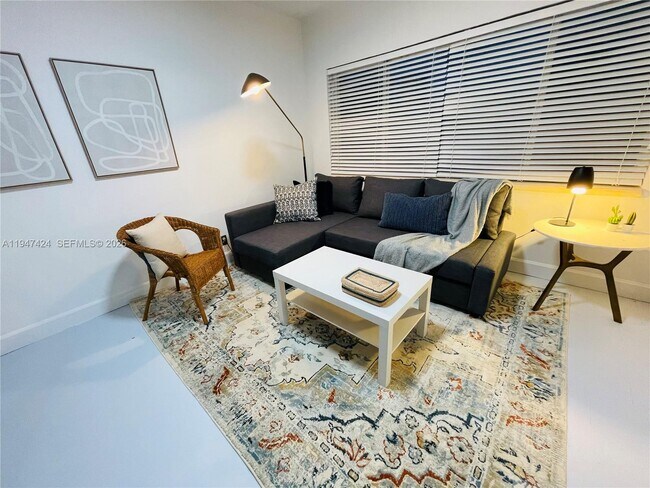 Building Photo - 8036 Harding Ave