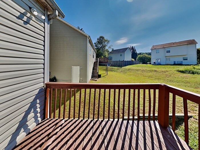 Building Photo - 4105 Robin Cir