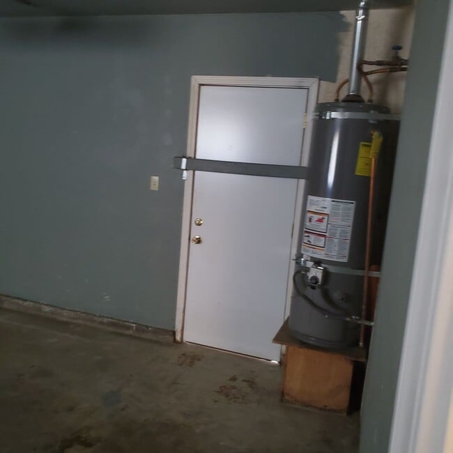 Building Photo - 917 Panama Dr