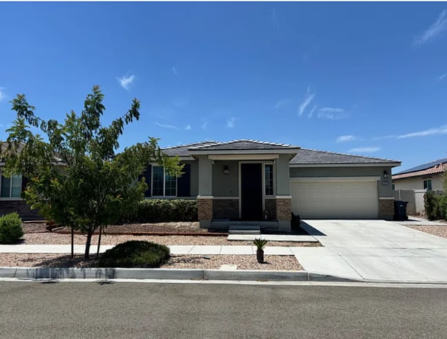 Primary Photo - 3 Bedroom Plus Bonus Room Single Family Ho...