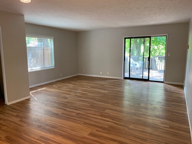 Building Photo - 1717 W 12th Ave