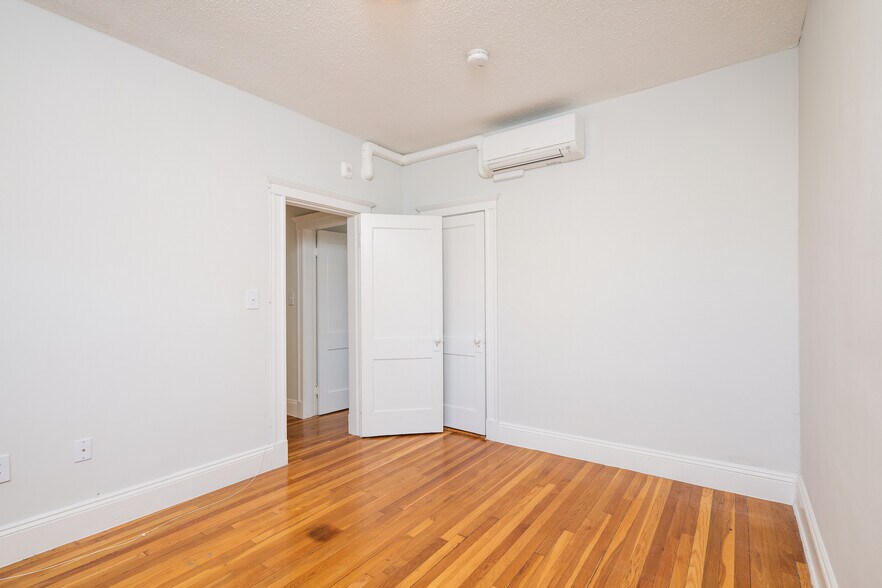 Building Photo - 16 Elko St