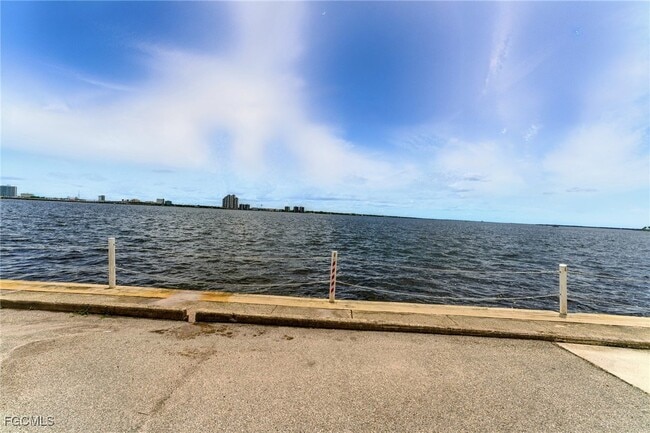 Building Photo - 3460 N Key Dr