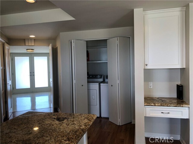 Building Photo - 14687 Deervale Pl