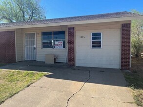 Building Photo - Room for Everyone! Charming 4-Bed 1.5 Bath