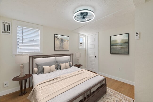 Building Photo - 2118 Webster St