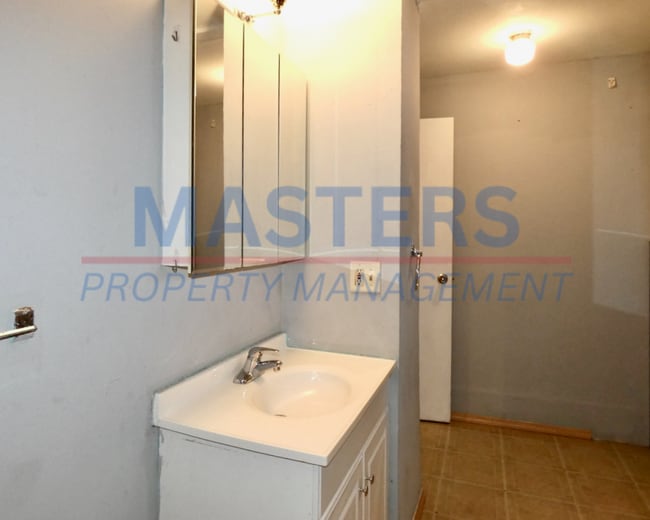 Building Photo - 1333 Peck St