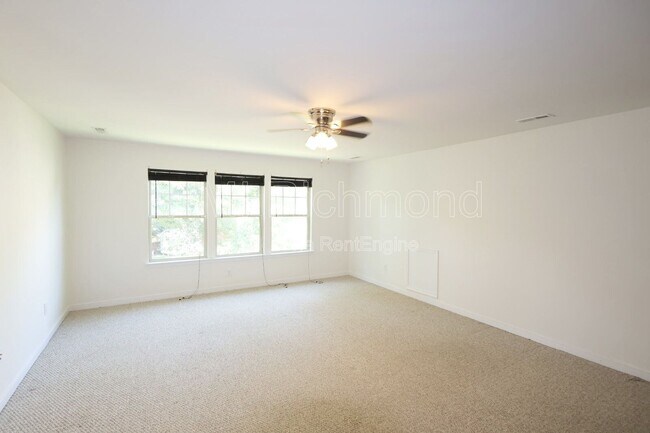 Building Photo - 14106 Shallow Creek Ln