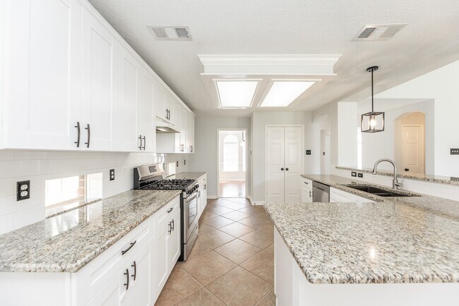 Building Photo - 23106 Beech Canyon Dr