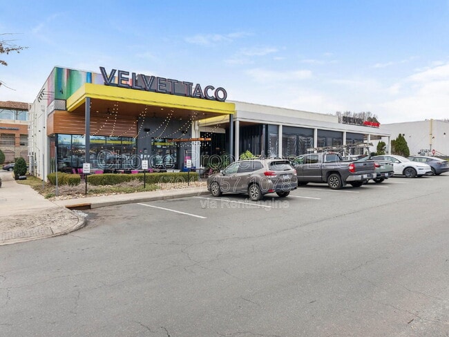 Building Photo - 415 Mather Green Ave