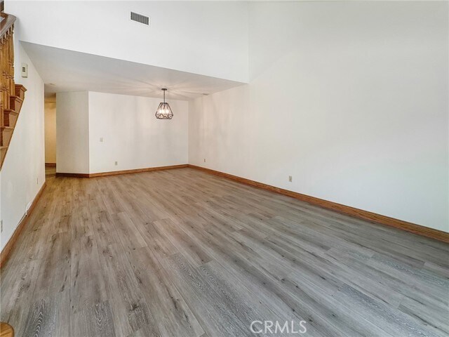 Building Photo - 904 N 1st Ave