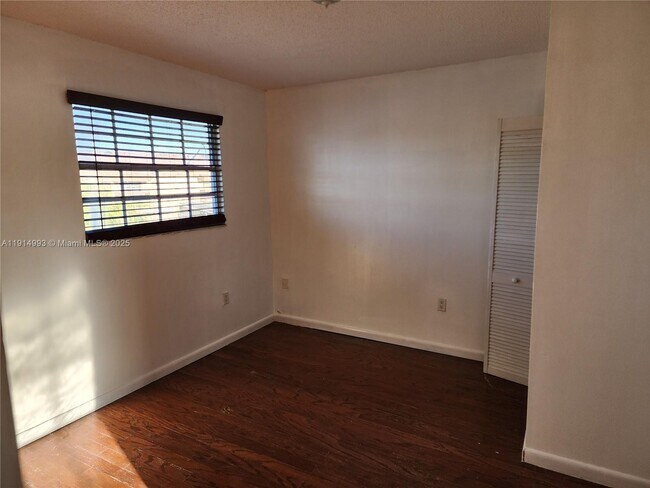 Building Photo - 13433 SW 62nd St