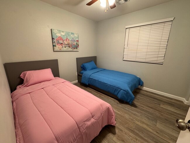 Building Photo - 23237 W Yavapai St