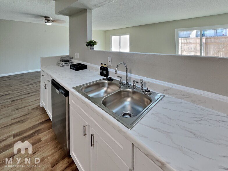 Building Photo - 3256 63rd St